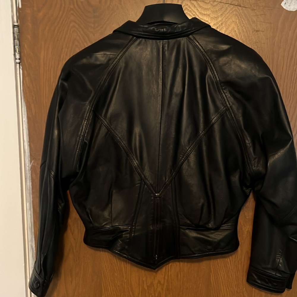 Wilson, leather coat size medium - Picture 10 of 13